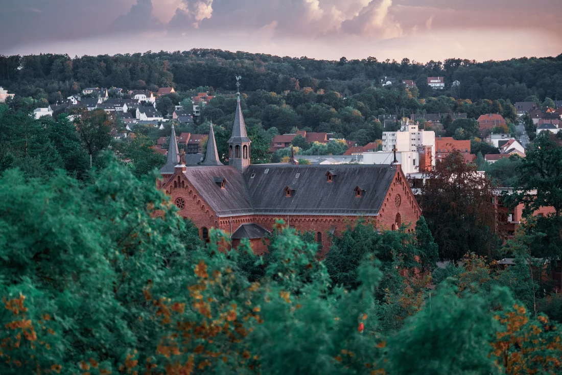 ©omar-ram-W8VSt_yTKGY-unsplash 233402 Hinter dem Horizont April